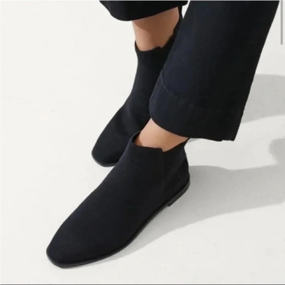 ROTHY'S The Merino Ankle Wool Slip-On Ankle Booties Chelsea - Picture 4 of 10